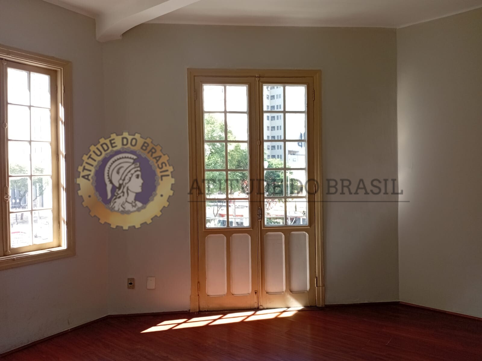 EDIFÍCIO COMERCIAL APTO PARA RETROFIT RESIDENCIAL – SÉ – COD 3104.00015