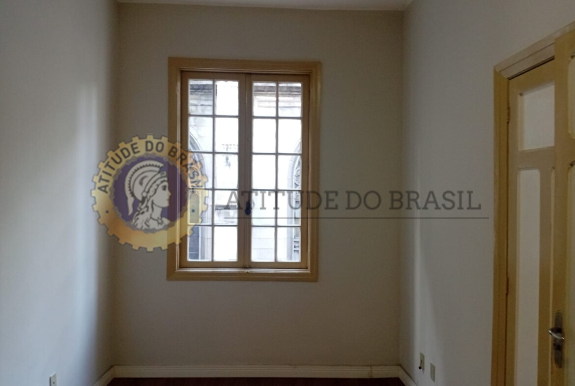EDIFÍCIO COMERCIAL APTO PARA RETROFIT RESIDENCIAL – SÉ – COD 3104.00015